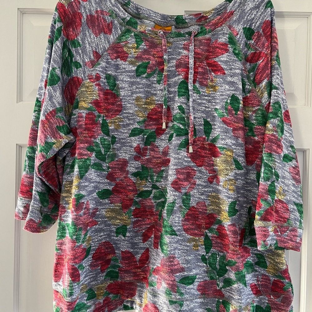 Ruby Rd. Woman Navy and Flowered Sweatshirt